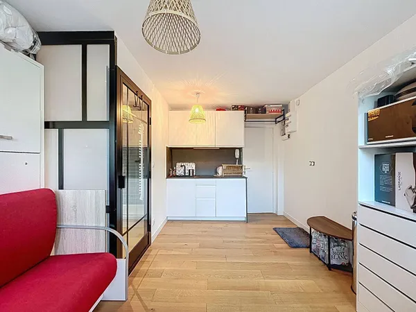 Appartement 1 pièce 17 m² 