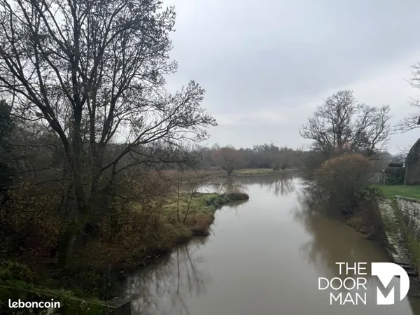 Terrain 2 723 m² Port Saint Pere 
