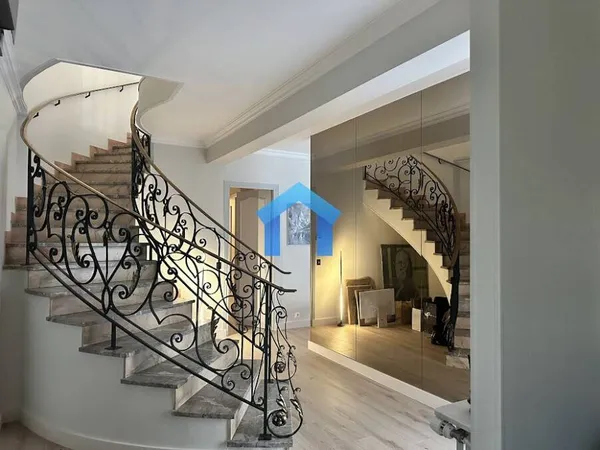 Maison 6 pièces 150 m² 