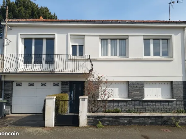 Maison de ville 8 pièces 133 m² 