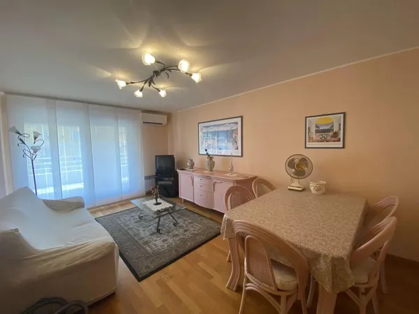 Appartement 3 pièces 77 m² 