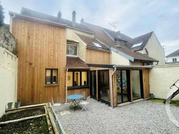 Maison 5 pièces 138 m² 