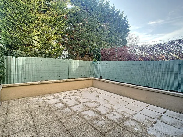Studio 1 pièce 29 m² 