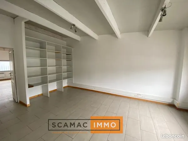 Local 140 m² 
