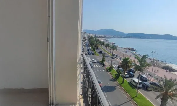 Location vide - Promenade des Anglais - 3 pièces 116 m²