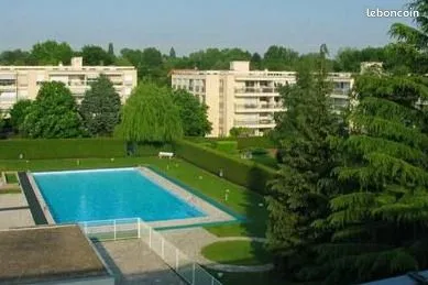Studio 1 pièce 15 m² 