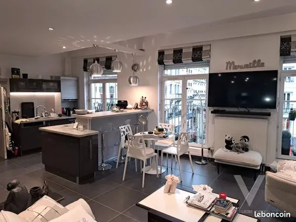 Appartement 4 pièces 121 m² 