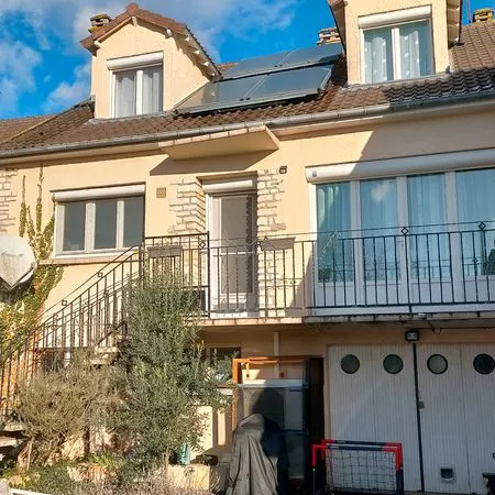 Maison traditionnelle 6 pièces + jardin LIMAY 