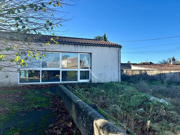 Maison de plain-pied 2 pièces 90 m² 