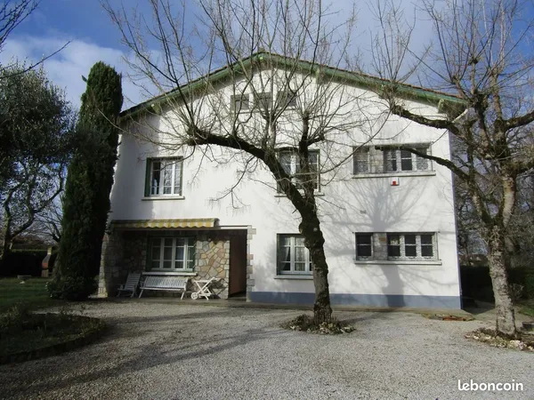 Maison 6 pièces 169 m² 