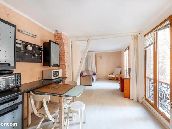 Studio 1 pièce 23 m² 