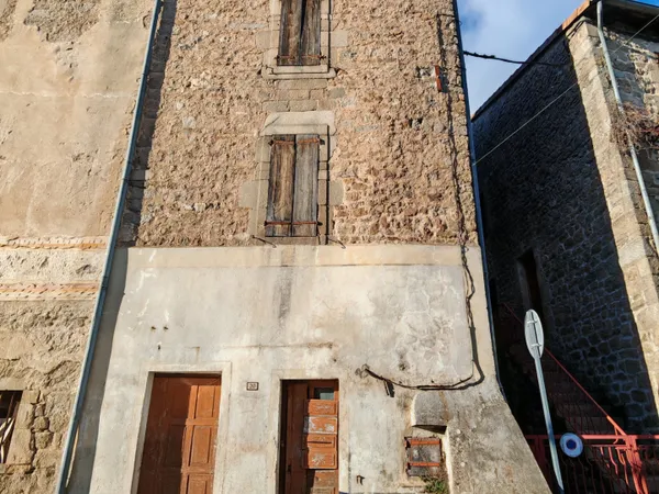 Maison de village Chalencon 