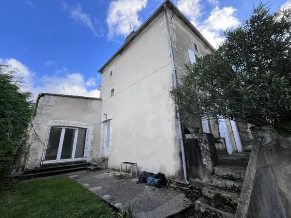 Maison de 5 pièces principales 