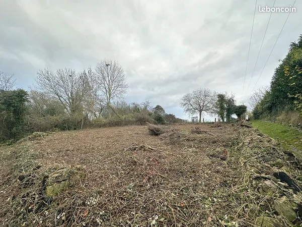 Terrain 670 m² MONNEVILLE 