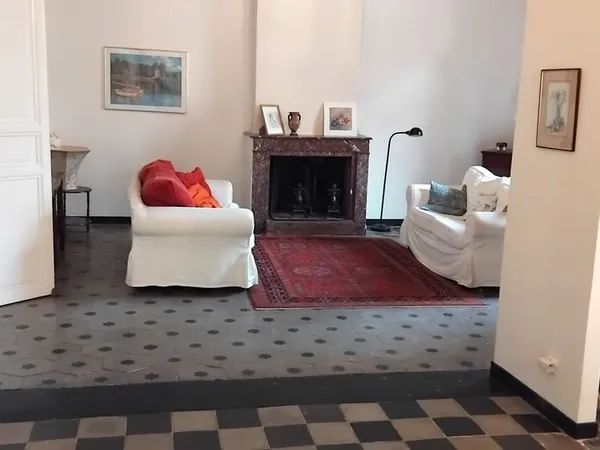 Très Grande maison de village avec caractère et jardin et terrasses et ascenseur 