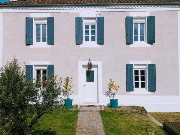 Maison de maître avec piscine quartier des Arènes 