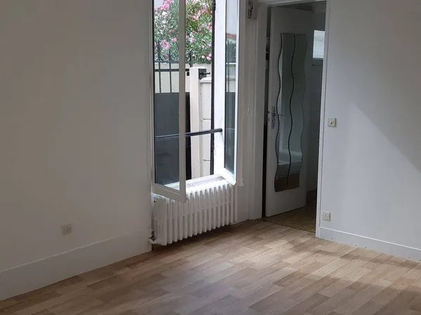 Appartement 1 pièce 27 m² 