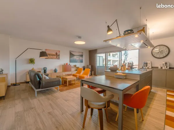 (Co-)Location meublée - Bel appartement avec box sécurisé 