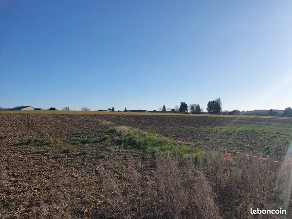 Terrain 1487 m² Thaims 
