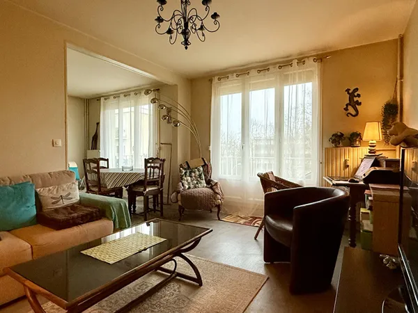 Appartement T3 avec balcon loué à Senlis - Idéal investisseur 