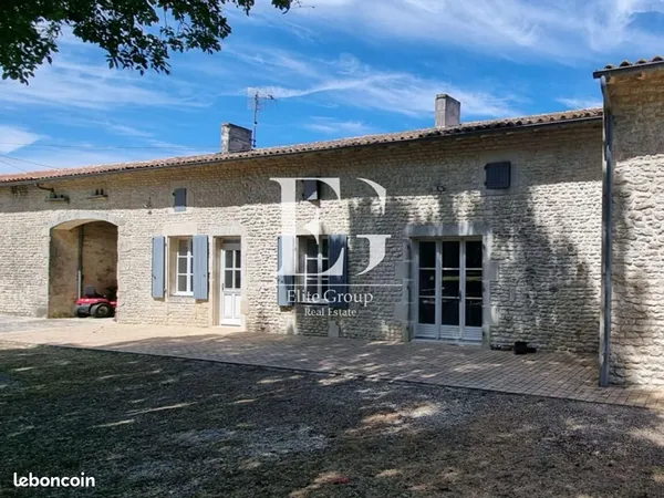 Maison 7 pièces 232 m² 