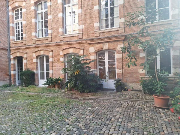 Bureau 97 m² 