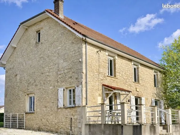 Maison 7 pièces 169 m² 