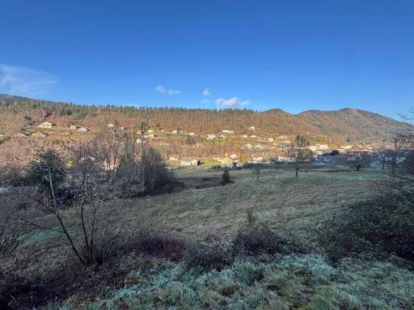 Terrain constructible 1051 m² 