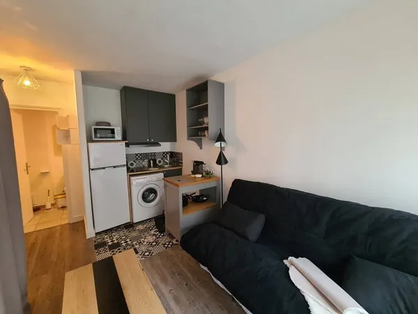 Studio 1 pièce 16 m² 
