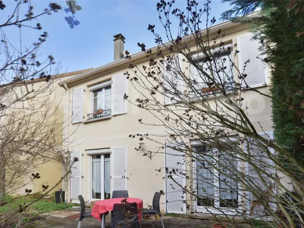 Maison 6 pièces 96 m² 