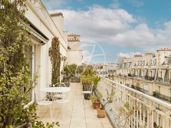 Appartement 5 pièces 103 m² 