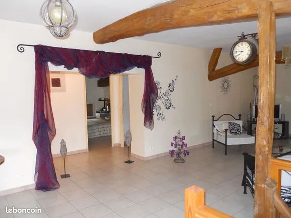 Appart 2ch +bureau +parking 