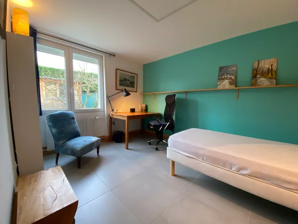 Propose chambre dans maison en colocation 