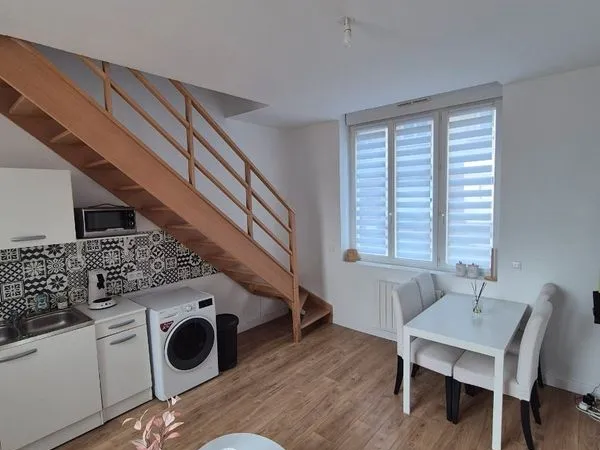 STUDIO avec CHAMBRE en duplex à louer 