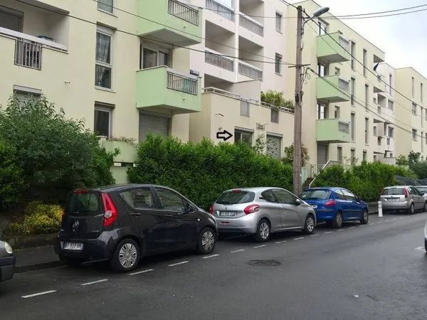 Studio 1 pièce 30 m² 