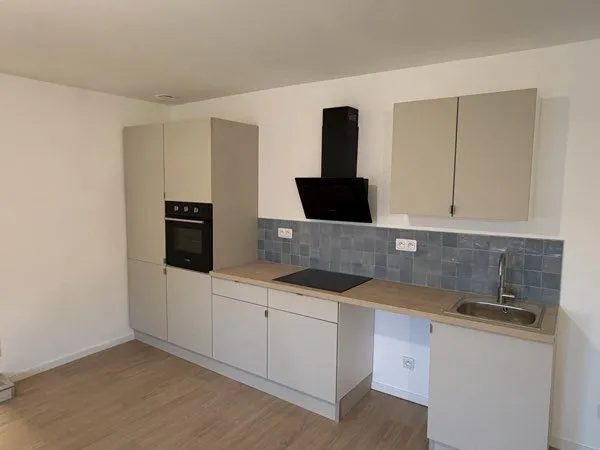 À vendre - F5 entièrement rénové 