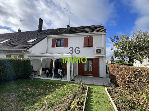 Maison mitoyenne 5 pièces 