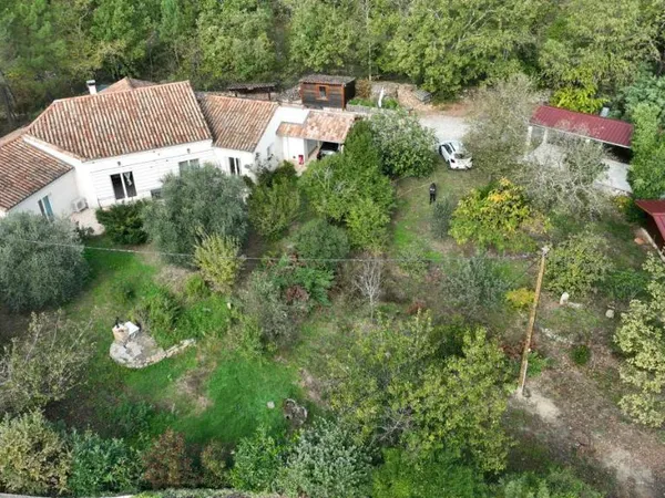 Maison 6 pièces 183 m² 
