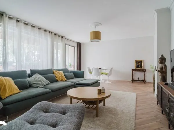 Appartement 6 pièces 119 m² 