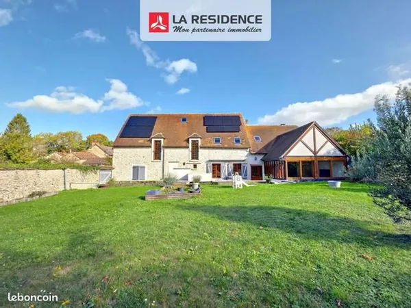 Maison 9 pièces 263 m² 