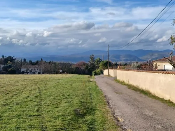 Terrain 667 m² Cliousclat 