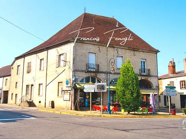 Maison 15 pièces 400 m² 
