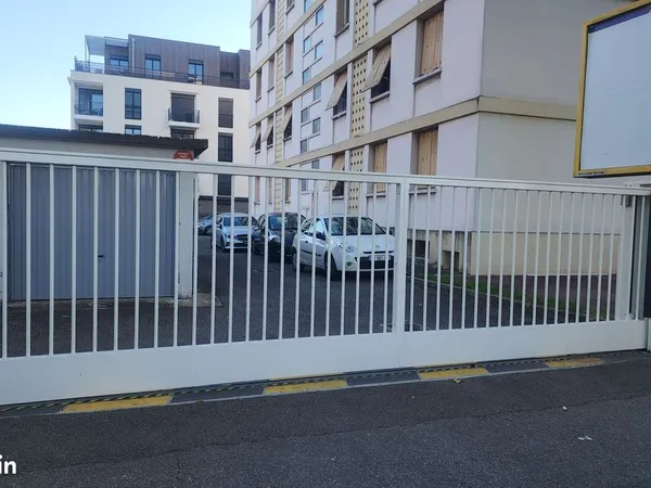 Garage Lyon 69008 