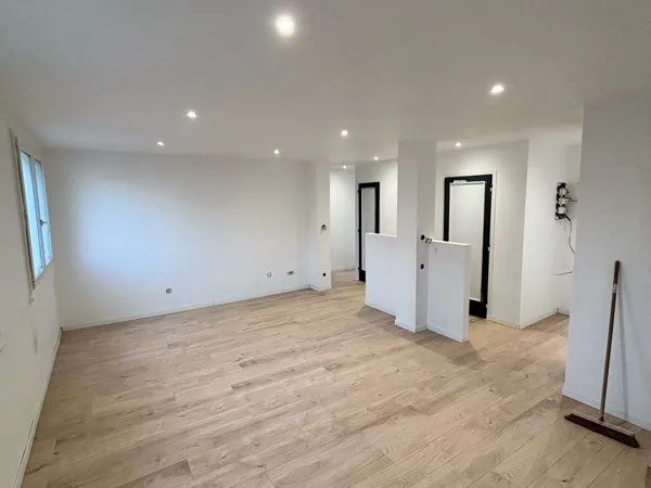 Apartement T3 70m2 garage+cave 