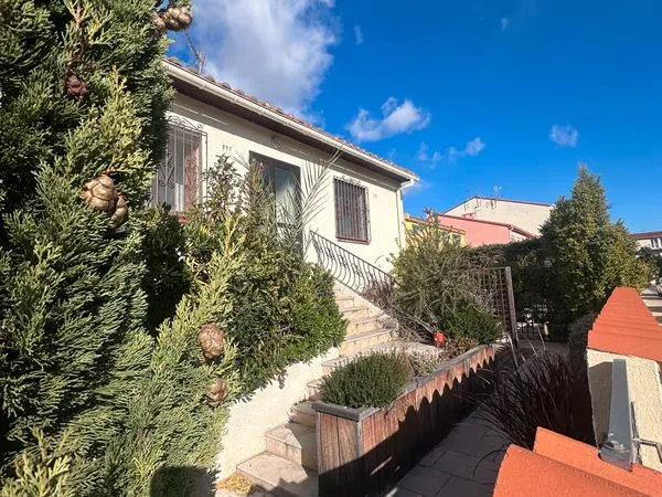 Magnifique maison familiale 160 m² - 4 chambres - Piscine 