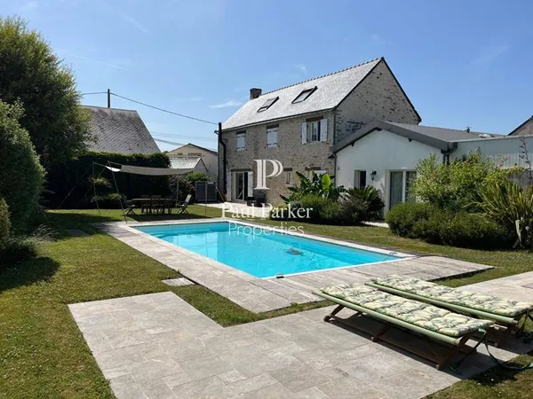 Maison 10 pièces 190 m² 