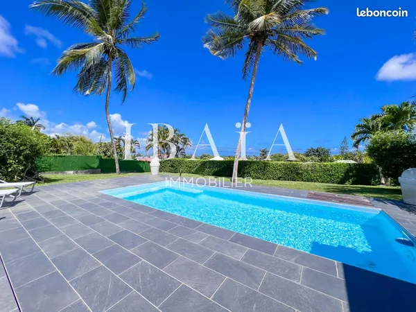 Villa 5 pièces 131 m² 