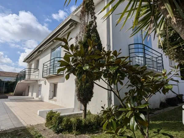 Maison 7 pièces 176 m²
