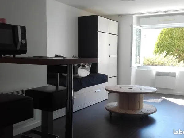 Studio meublé 24m2 secteur facs Jonelière 