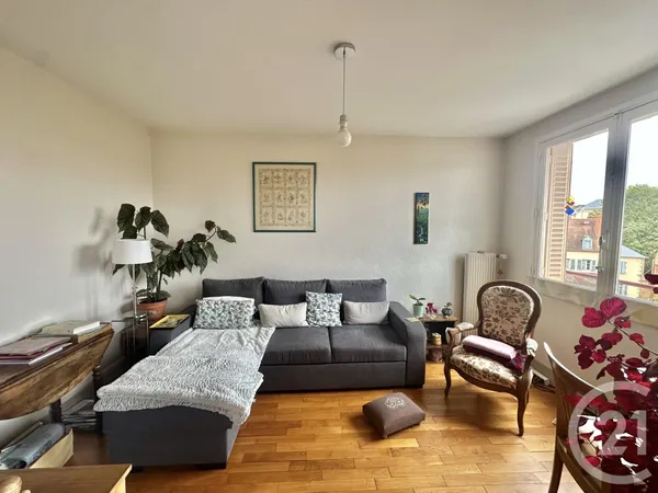 Appartement 4 pièces 63 m² 